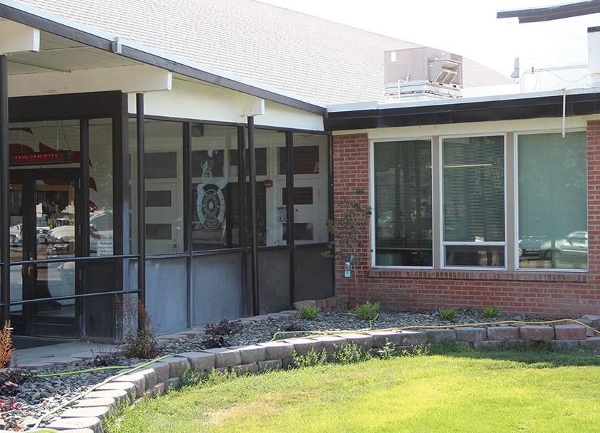 Student leadership spruces up Vale High School